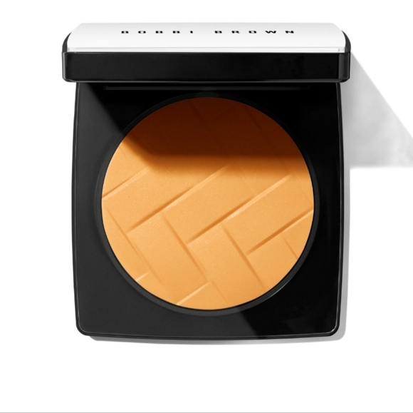 Bobbi Brown Neutral Vitamin B5 Pressed Powder - Picture 1 of 5